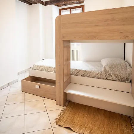 Casa Luzi Vista Orta דירה